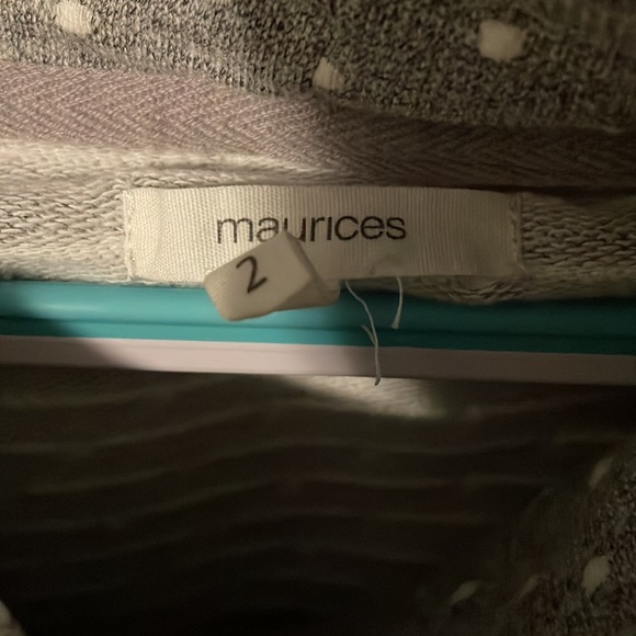 Maurices Sweatshirt - Picture 2 of 3